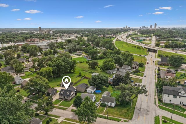 1420 Searle Street, Des Moines, IA 50317