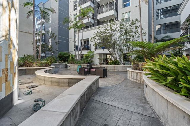 525 11th Avenue 1501, San Diego, CA 92101