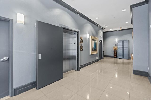 525 11th Avenue 1501, San Diego, CA 92101