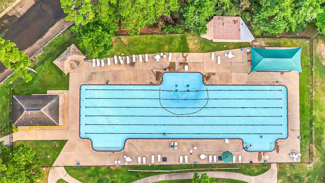 1920 Foxbriar Drive, Huntsville, TX 77340