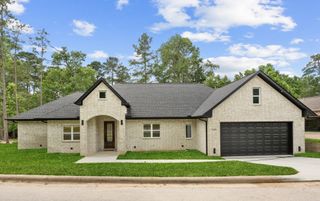 1920 Foxbriar Drive, Huntsville, TX 77340