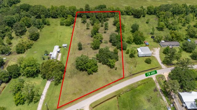 652 County Road 685, Dayton, TX 77535