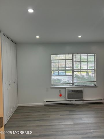 434A Portsmouth Drive, Lakewood, NJ 08701