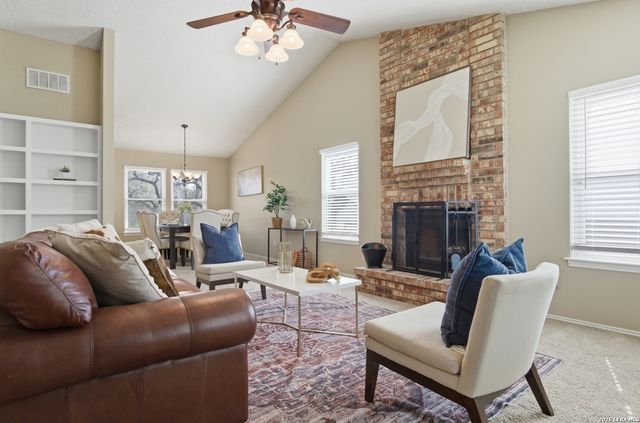 15626 Knollhollow, San Antonio, TX 78247