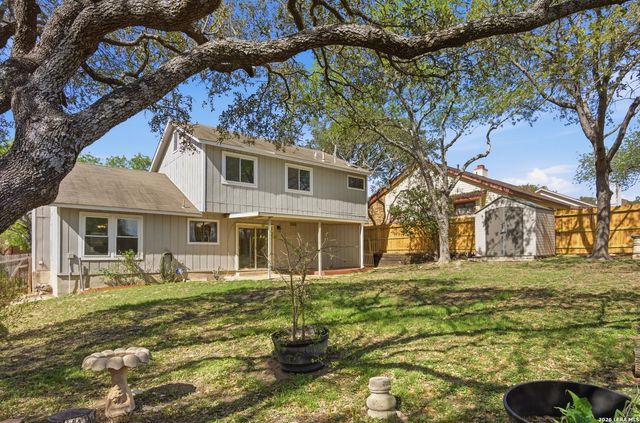 15626 Knollhollow, San Antonio, TX 78247