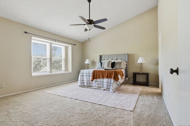 15626 Knollhollow, San Antonio, TX 78247