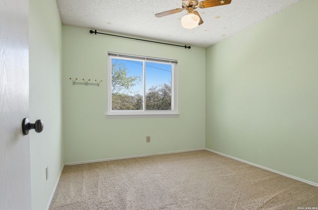 15626 Knollhollow, San Antonio, TX 78247