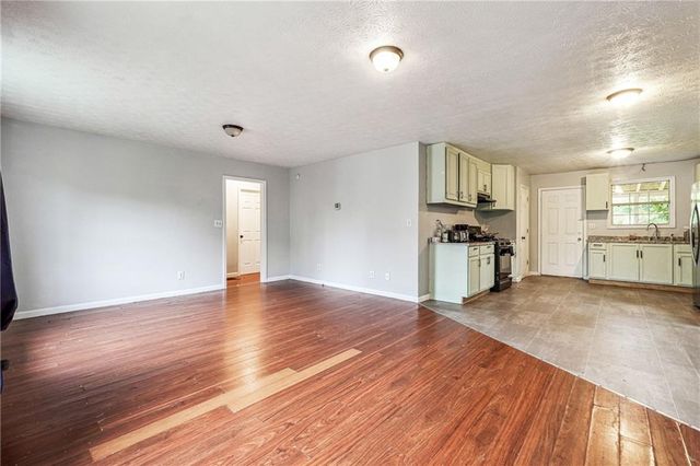 921 Black Drive, Gainesville, GA 30501