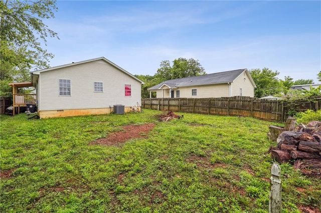921 Black Drive, Gainesville, GA 30501