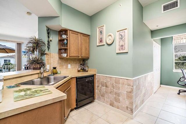 4308 Myrtlewood Circle E, Palm Beach Gardens, FL 33418