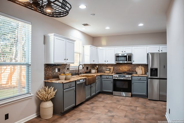 2119 Mountain Mist, San Antonio, TX 78258