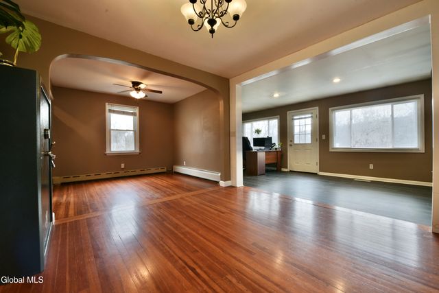 37 NY-67, Mechanicville, NY 12118