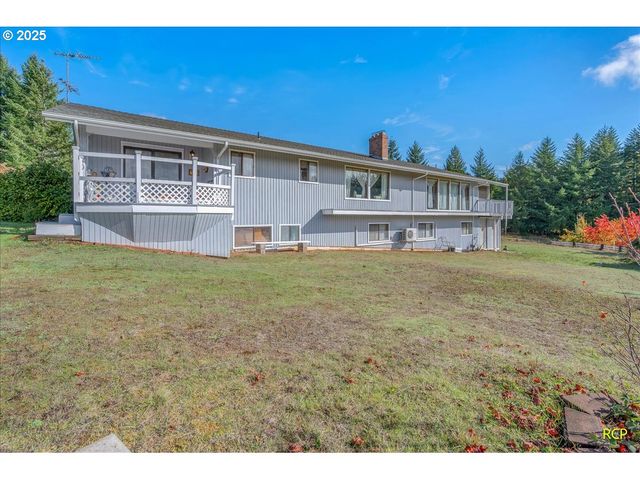 24312 CARDWELL HILL Dr, Philomath, OR 97370