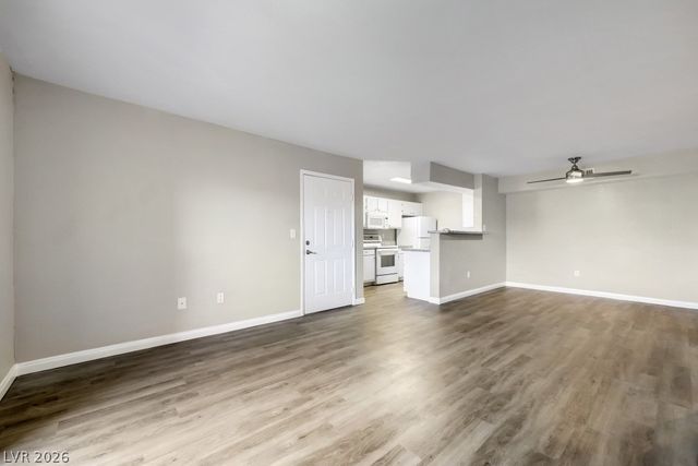8101 West Flamingo Road 1024, Las Vegas, NV 89147