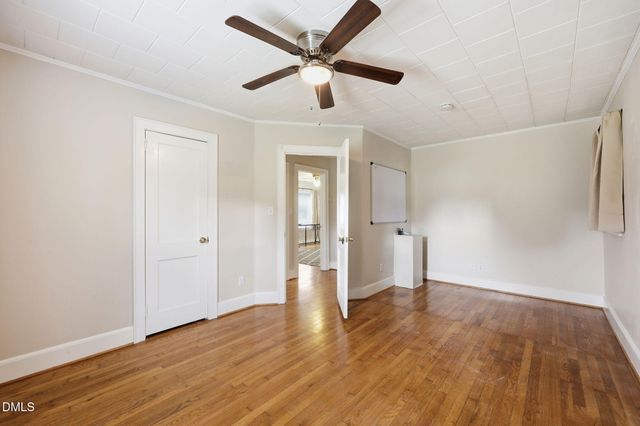 404 Glen Raven Road, Burlington, NC 27217