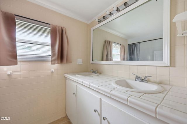 404 Glen Raven Road, Burlington, NC 27217
