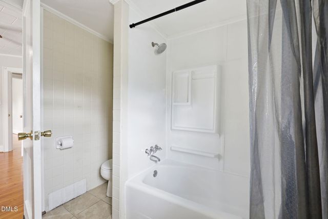 404 Glen Raven Road, Burlington, NC 27217