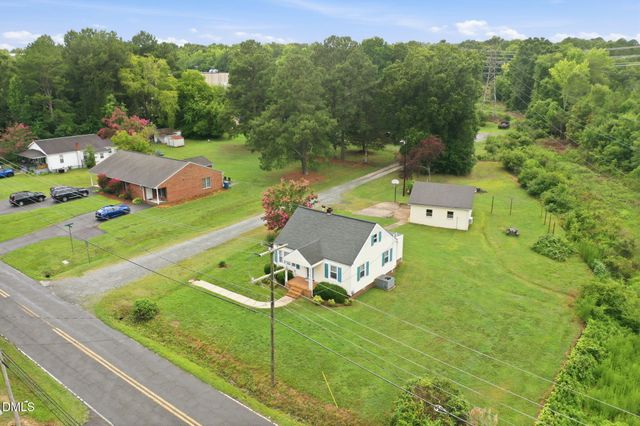 404 Glen Raven Road, Burlington, NC 27217