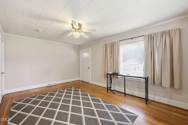 404 Glen Raven Road, Burlington, NC 27217