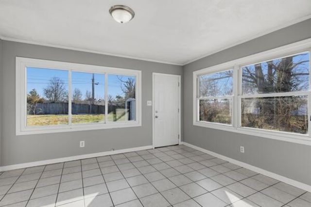 224 Newcastle Court, Lexington, KY 40504