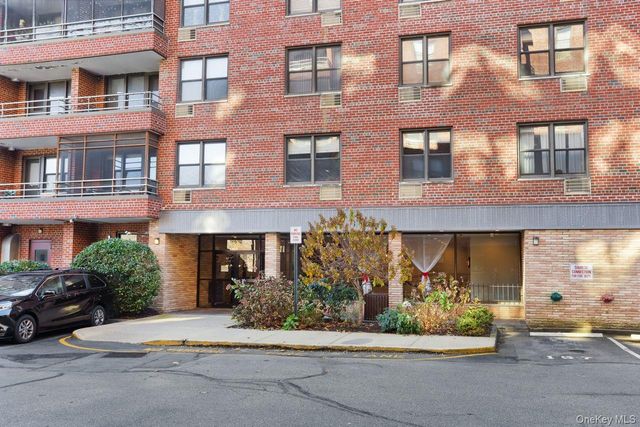 50 Barker Street 238, Mount Kisco, NY 10549