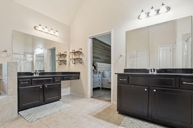 4115 Broadmoor Drive, Mont Belvieu, TX 77523