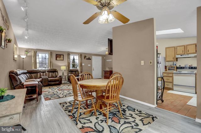 542 FUSELAGE, Baltimore, MD 21221