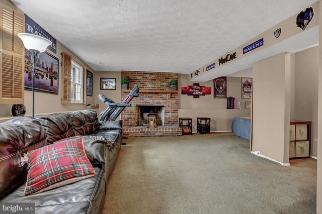 542 FUSELAGE, Baltimore, MD 21221