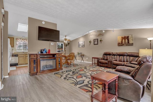 542 FUSELAGE, Baltimore, MD 21221