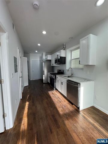 196 Malvern Street 3, Newark, NJ 07105