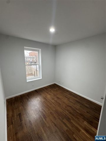 196 Malvern Street 3, Newark, NJ 07105