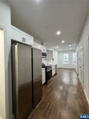 196 Malvern Street 3, Newark, NJ 07105