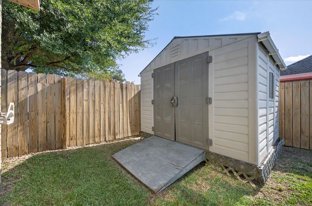 1433 Claridge Place, Pensacola, FL 32534