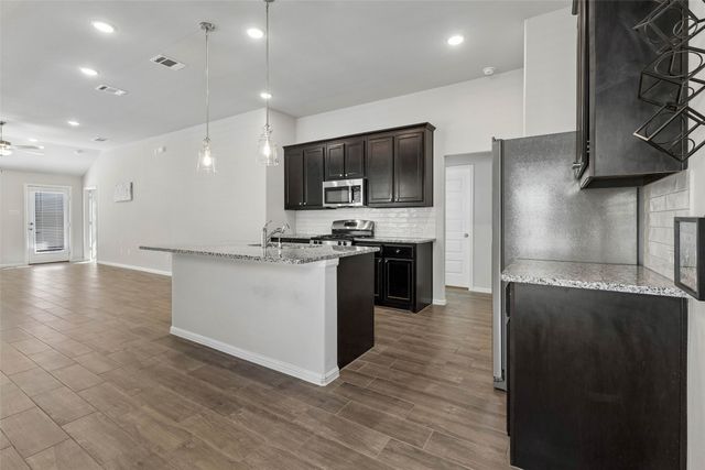 14068 Drover Street, Pilot Point, TX 76258