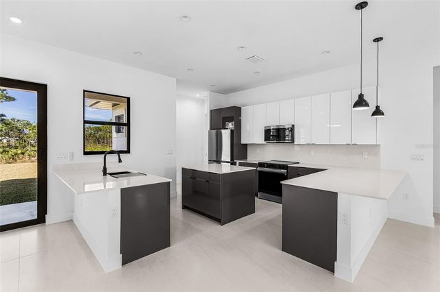 12519 CANOE TRL, Bokeelia, FL 33922