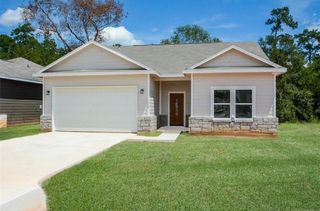 2352 Cedar Place Dr Drive, Conroe, TX 77306