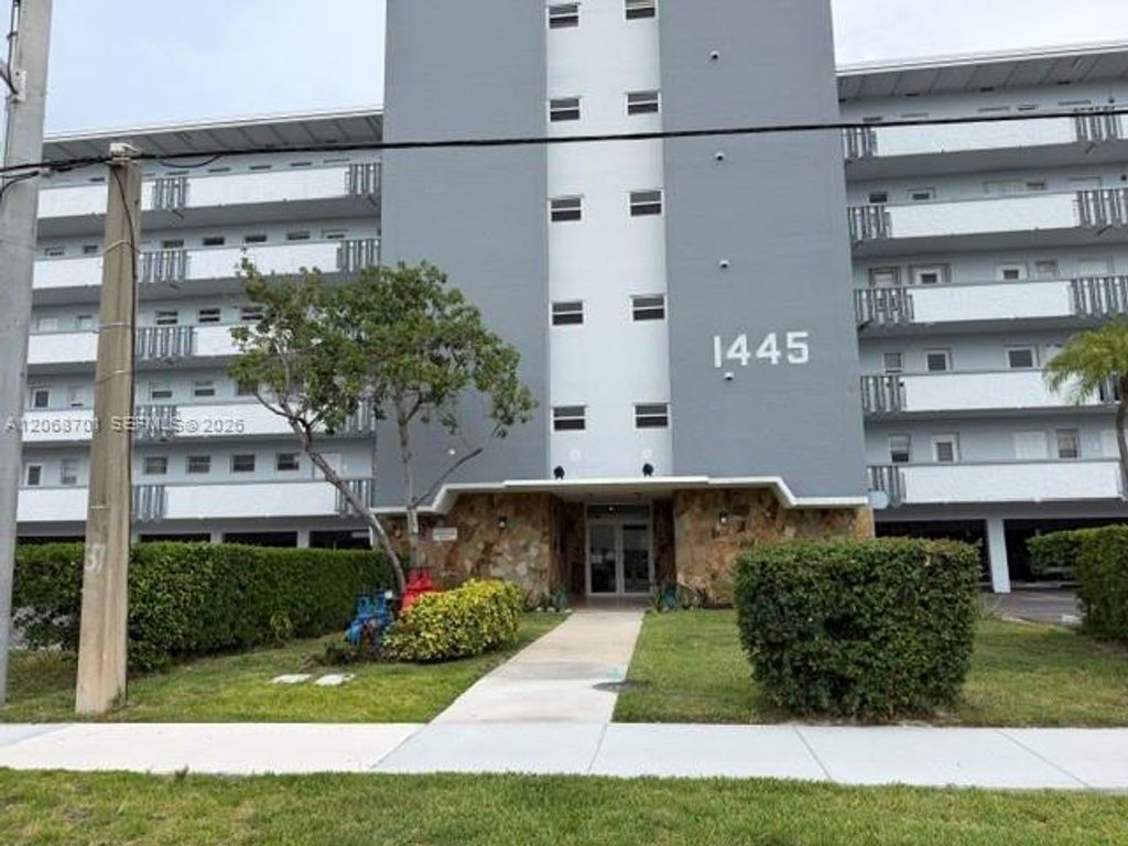 1445 Atlantic Shores Boulevard 605, Hallandale Beach, FL 33009