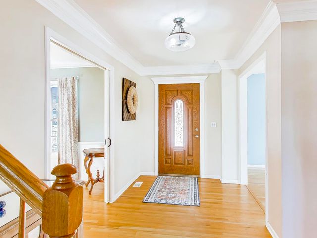 660 ROBIN RIDGE, Elgin, IL 60123