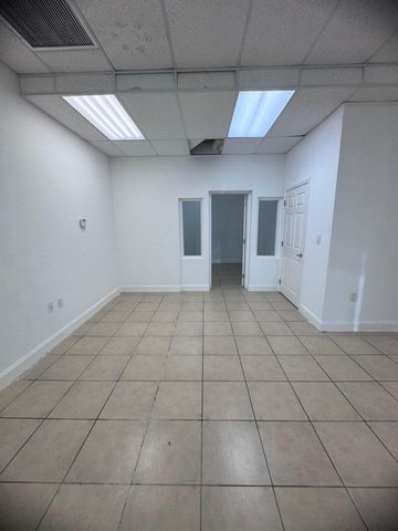 2412 N Dixie Highway 2412, Wilton Manors, FL 33305