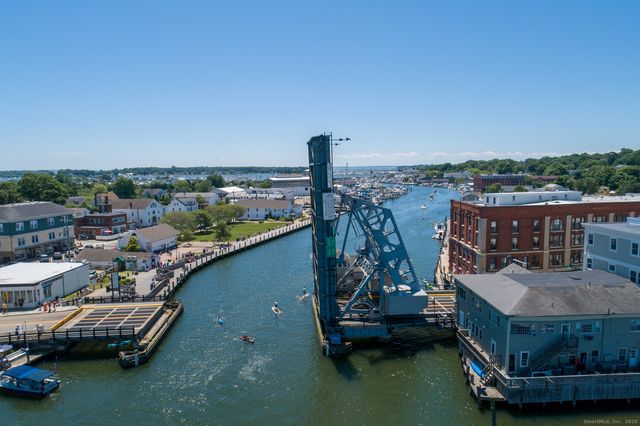 3 Water Street 305, Groton, CT 06355