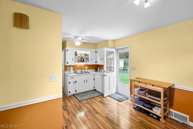 2591-2593 16th Street, Cuyahoga Falls, OH 44223
