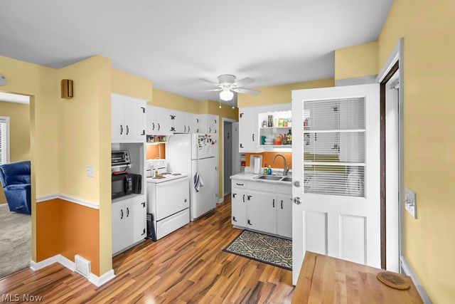 2591-2593 16th Street, Cuyahoga Falls, OH 44223