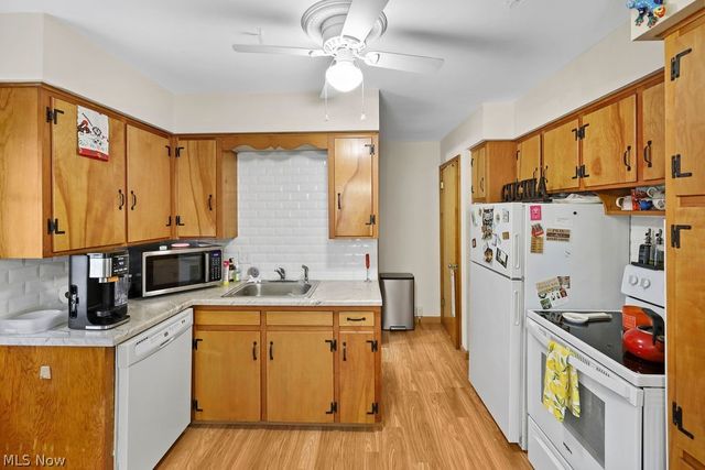 2591-2593 16th Street, Cuyahoga Falls, OH 44223