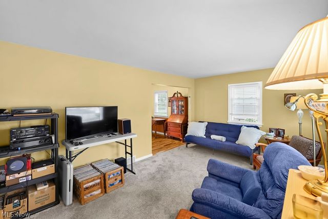 2591-2593 16th Street, Cuyahoga Falls, OH 44223