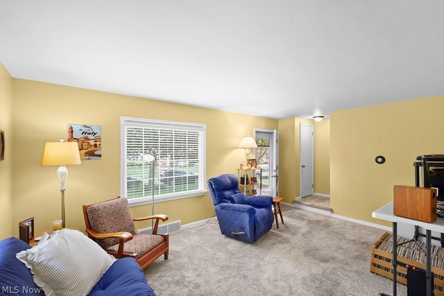 2591-2593 16th Street, Cuyahoga Falls, OH 44223