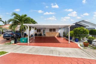 4191 W 10th Ave, Hialeah, FL 33012