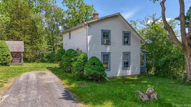 206 Greycourt Road, Chester, NY 10918