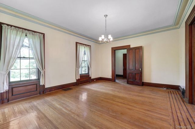 206 Greycourt Road, Chester, NY 10918