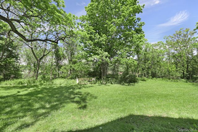 206 Greycourt Road, Chester, NY 10918