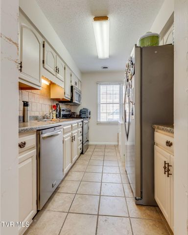 400 Sunset Drive Apt Q86, Johnson City, TN 37604